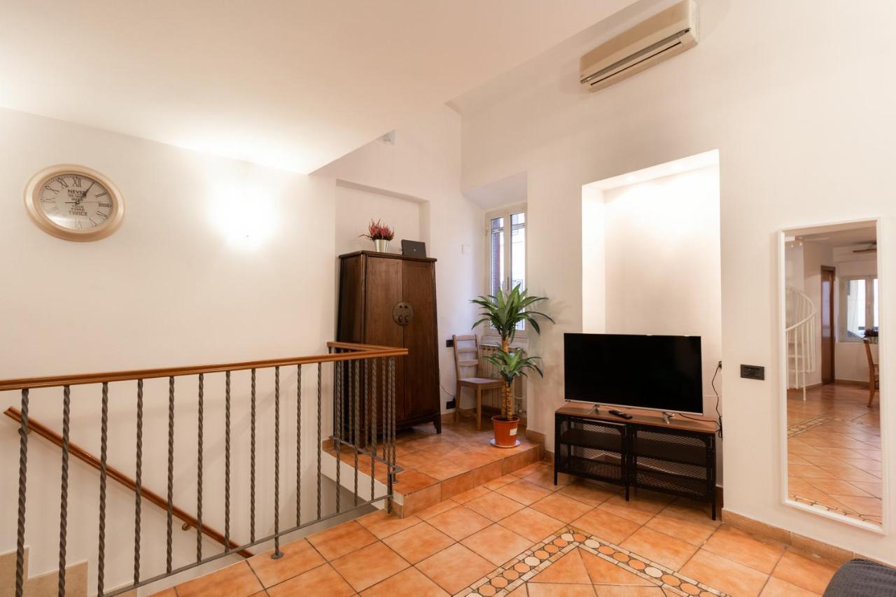 Trastevere Four Seasons Trilussa 1 Рим Экстерьер фото