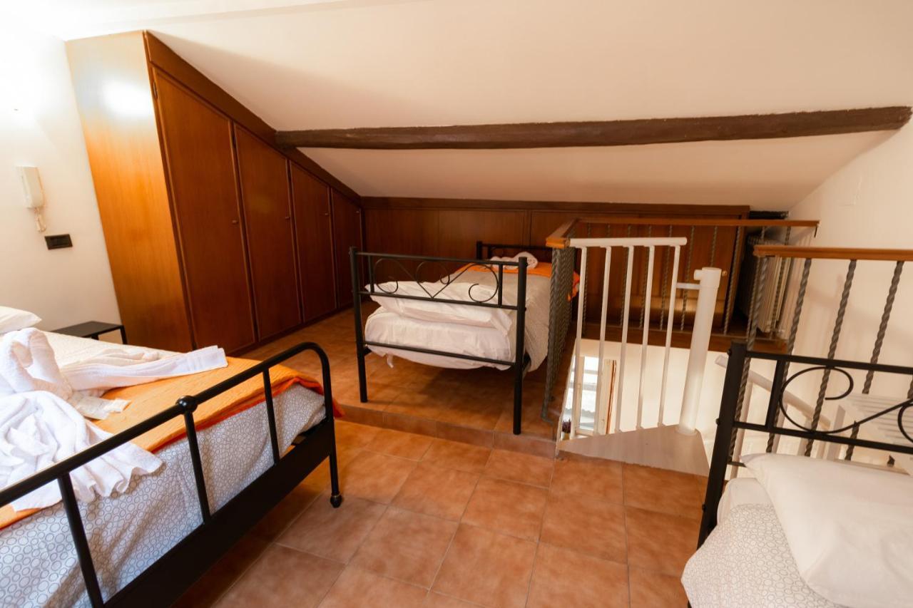 Trastevere Four Seasons Trilussa 1 Рим Экстерьер фото