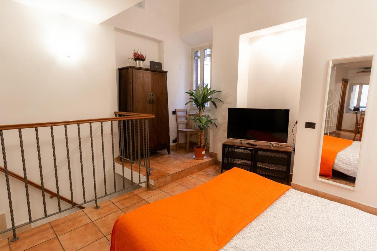 Trastevere Four Seasons Trilussa 1 Рим Экстерьер фото